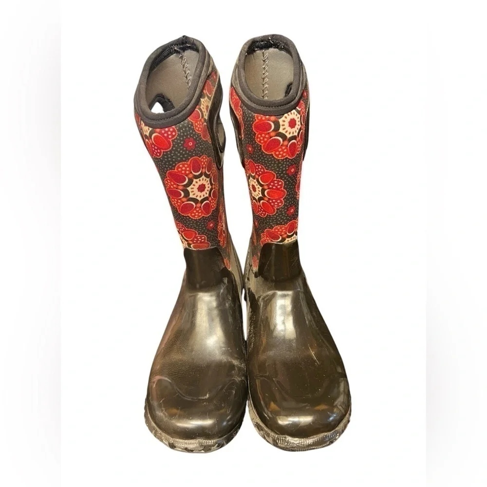 BOGS North Hampton Kaleidoscope Boot Winter Snow Red Black Floral Youth Girls 3